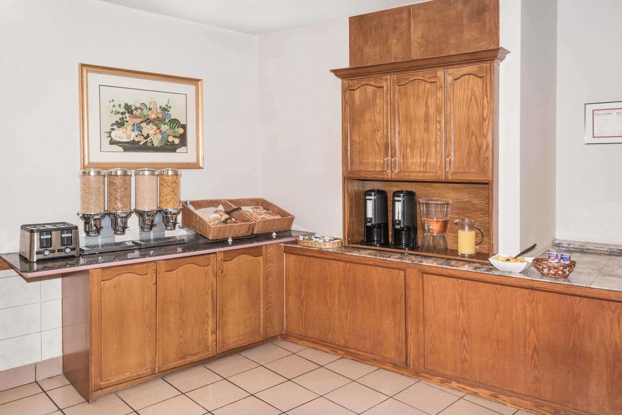 Hotel 89 Yorkville تورونتو المظهر الخارجي الصورة